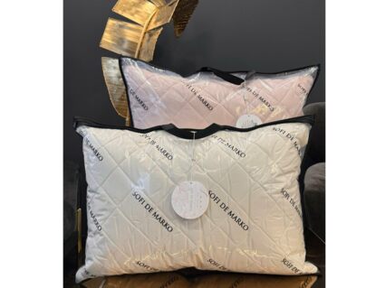 Подушка Софи де Марко Luna (пудра) 70х70