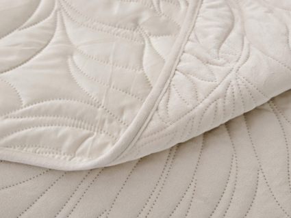 Покрывало Софи де Марко Глория (молоко) 160х220