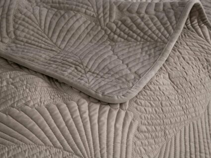 Покрывало Софи де Марко Ноэль (крем) 160х220